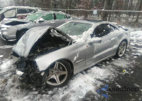 2009 Mercedes-Benz Sl 550 z USA, uszkodzony, nr VIN WDBSK71FX9F152276